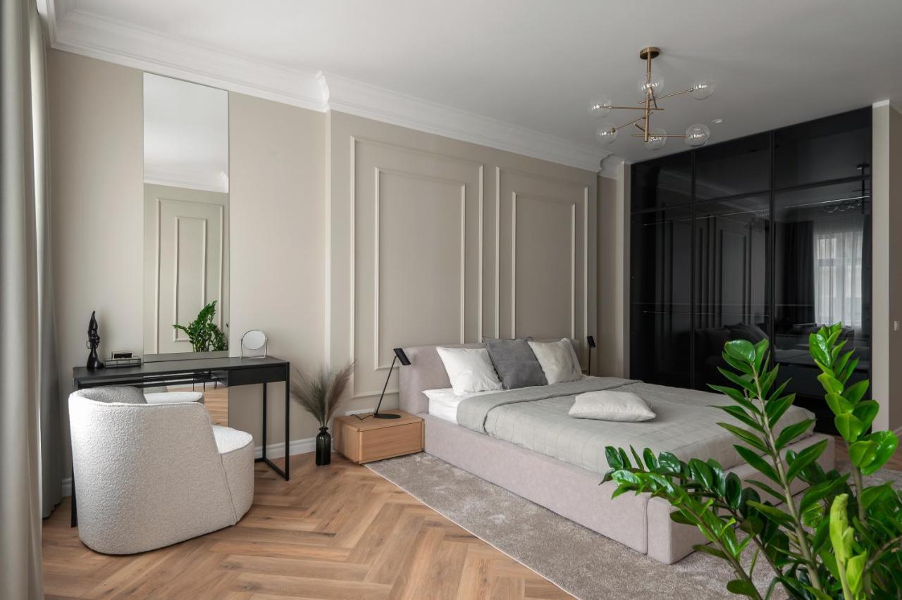 Cozy Apartment In The Quiet Center Of Riga Esterno foto