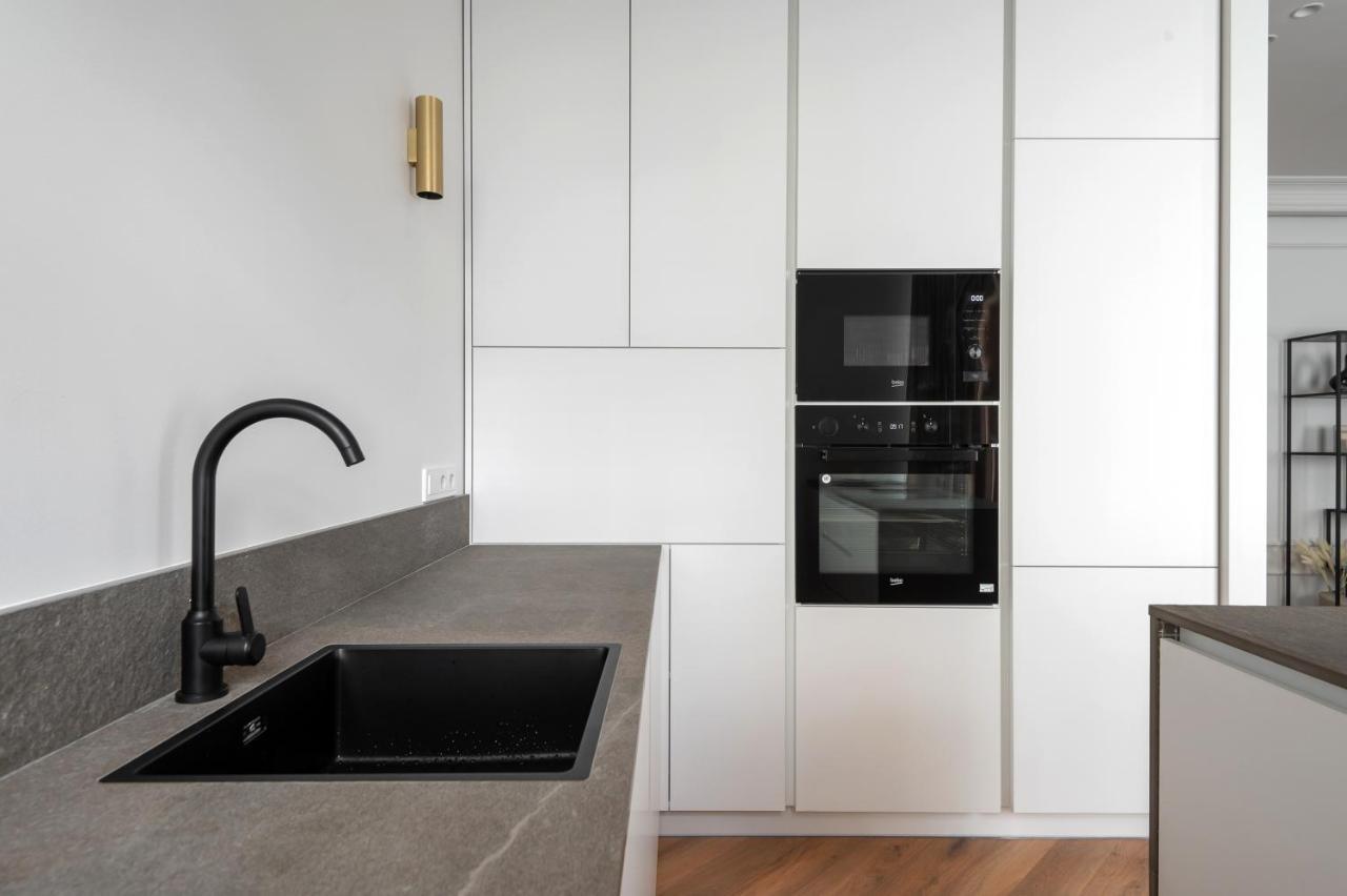 Cozy Apartment In The Quiet Center Of Riga Esterno foto